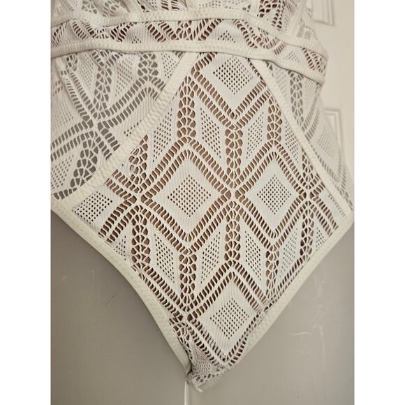 BECCA® by Rebecca Virtue Color Play Crochet Plunge One Piece Swimsuit, Small - Picture 7 of 10